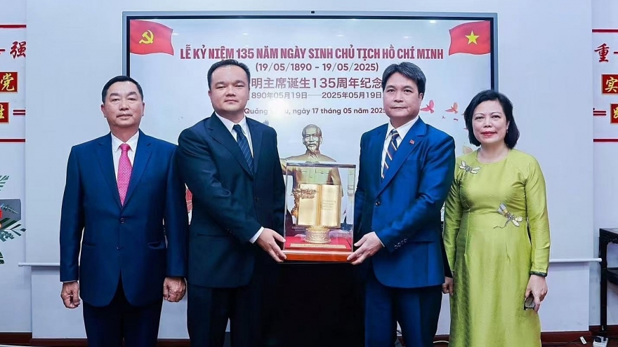 Món quà của Tổng Bí thư Tô Lâm dành tặng Bảo tàng Lịch sử cách mạng Quảng Đông